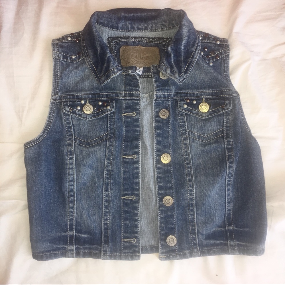 Jean Vest